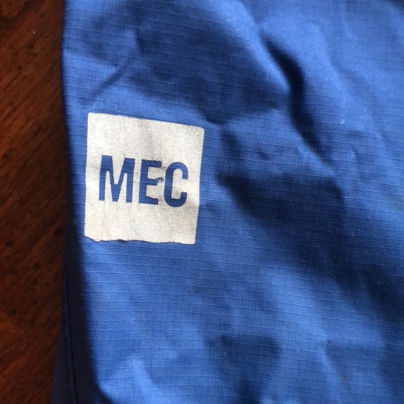 Rain jacket and rain pants. Size 12 months. EUC.MEC brand - Picture 5 of 5